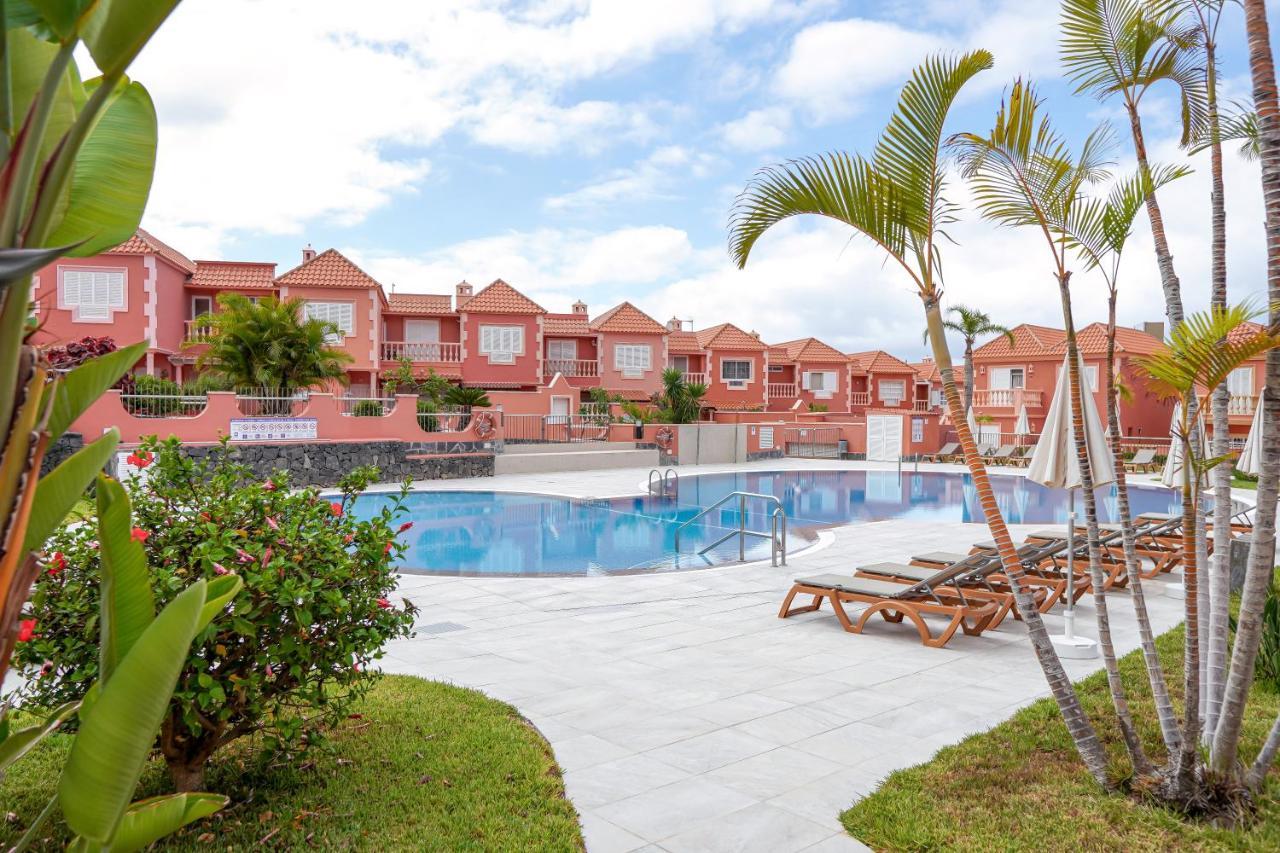 Kate Duque Fantastic Apartment With Lovely Pool Адехе Екстериор снимка
