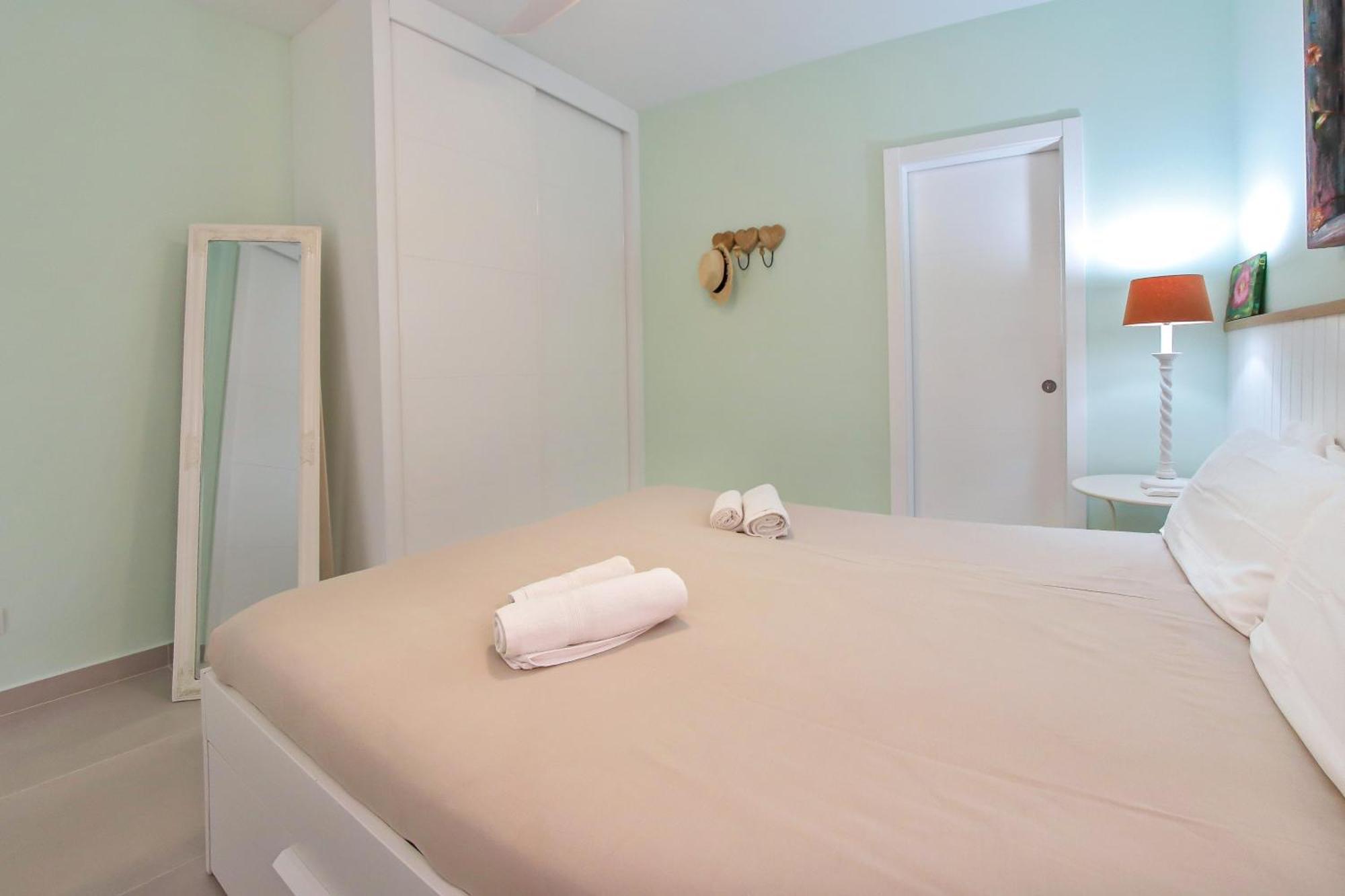 Kate Duque Fantastic Apartment With Lovely Pool Адехе Екстериор снимка