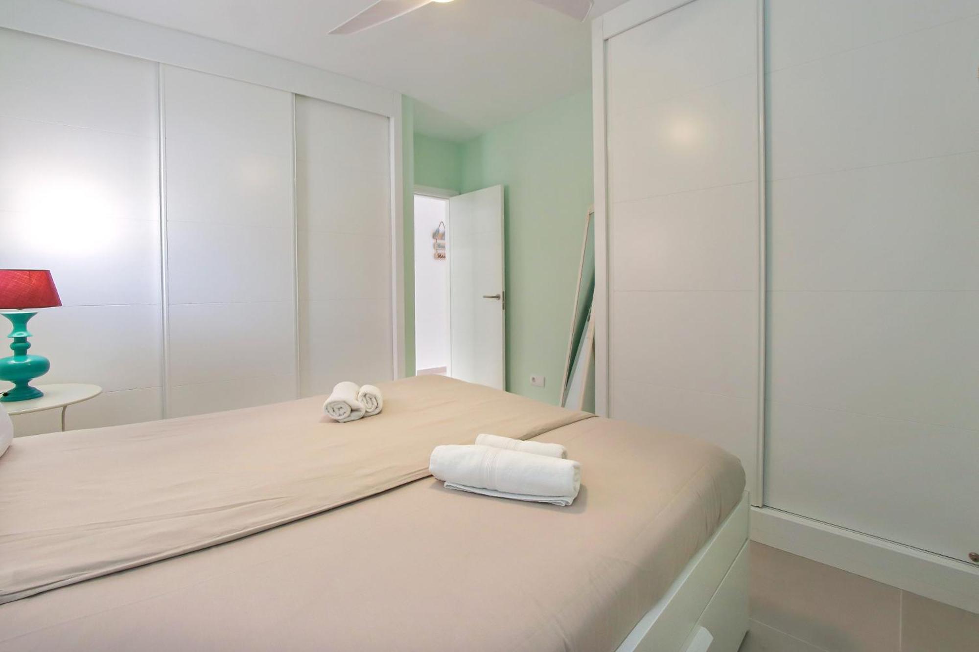 Kate Duque Fantastic Apartment With Lovely Pool Адехе Екстериор снимка