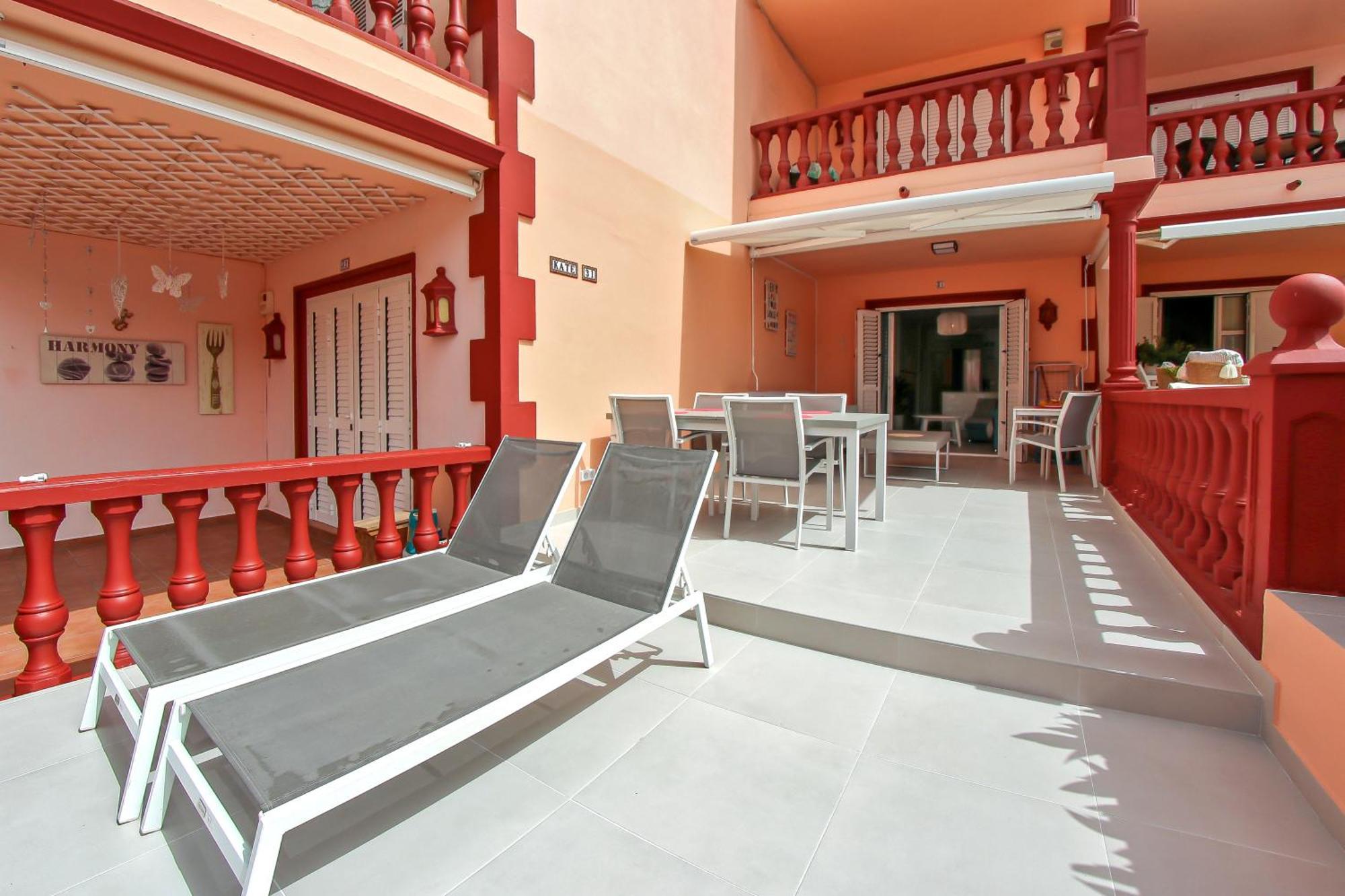 Kate Duque Fantastic Apartment With Lovely Pool Адехе Екстериор снимка